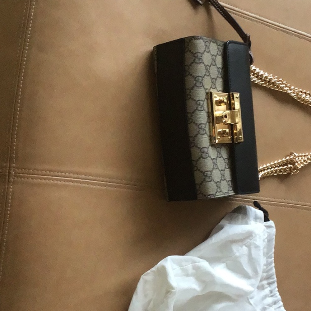 Gucci padlock bag with gold chain